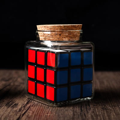 CUBE IN BOTTLE GIVE-AWAY