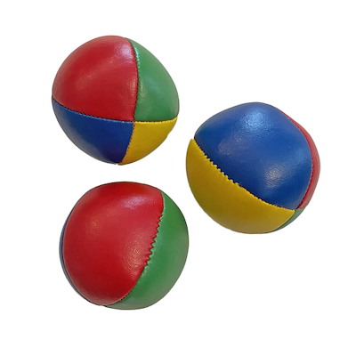 GIFT BAG WITH 3 JUGGLING BALLS