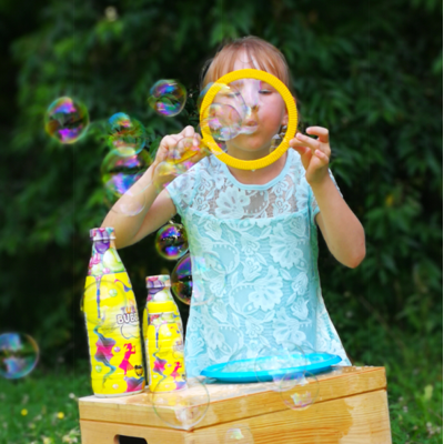 SOAP BUBBLE SET IN A NET
