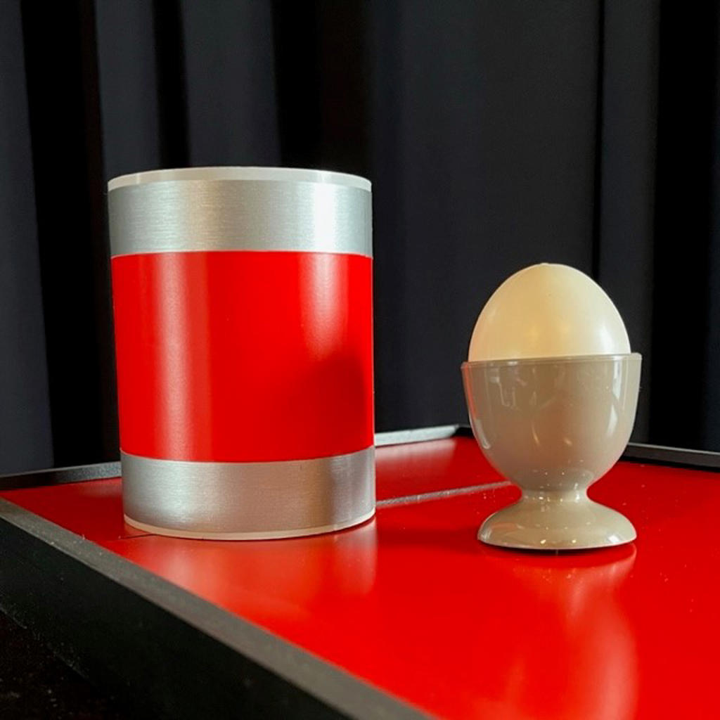 COMEDY FRIED EGG TRAY