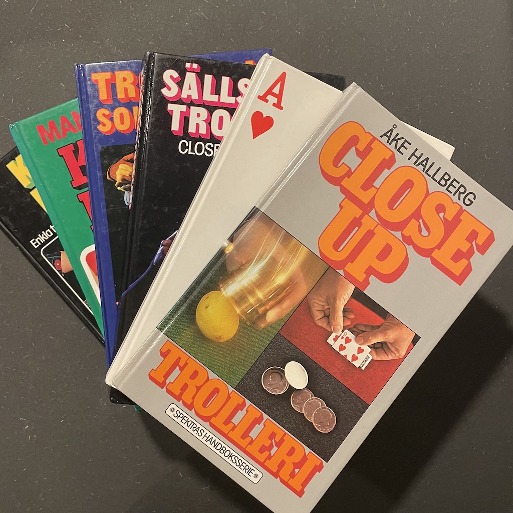 SPEKTRAS SWEDISH MAGIC BOOK SET