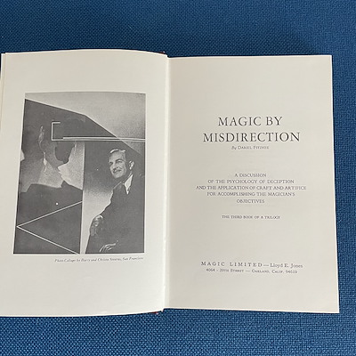 MAGIC BY MISDIRECTION - Dariel Fitzkee