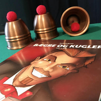 BÆGRE OG KUGLER - af David Lindgreen