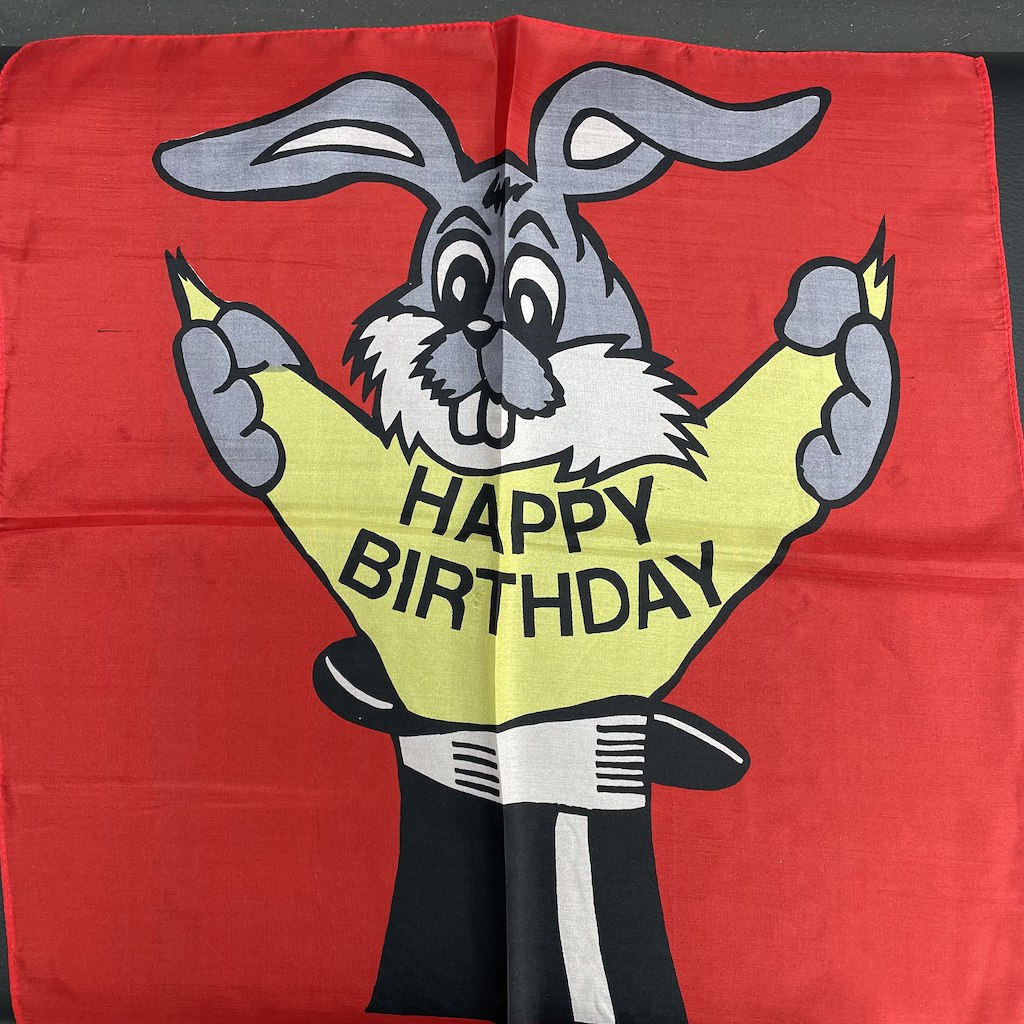 HAPPY BIRTHDAY SILK 40 x 40 cm.