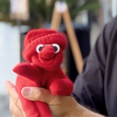 MR. GLOVES - Juan Pablo