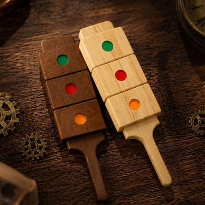 STOP LIGHT PADDLE - Ian Adair