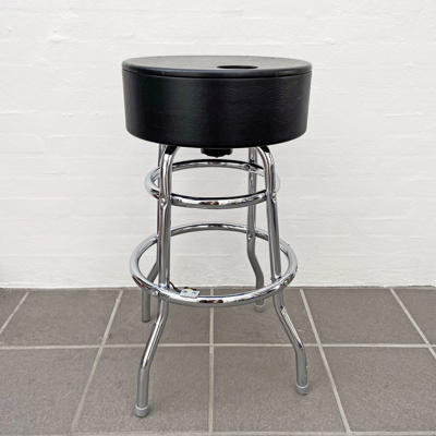 BAR STOOL ANIMATOR - Kevin James