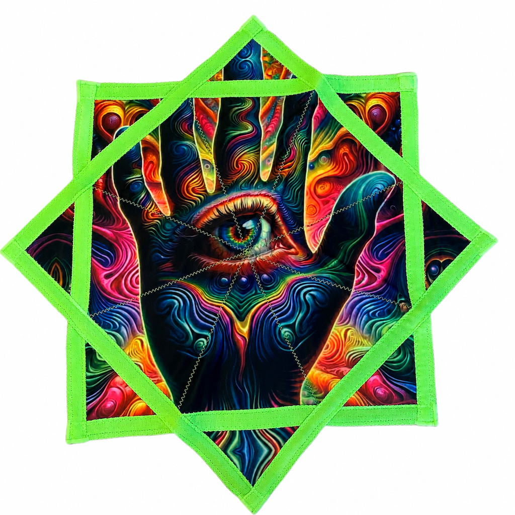 TRIPPY FLOWING STARS SPINNING CARPET