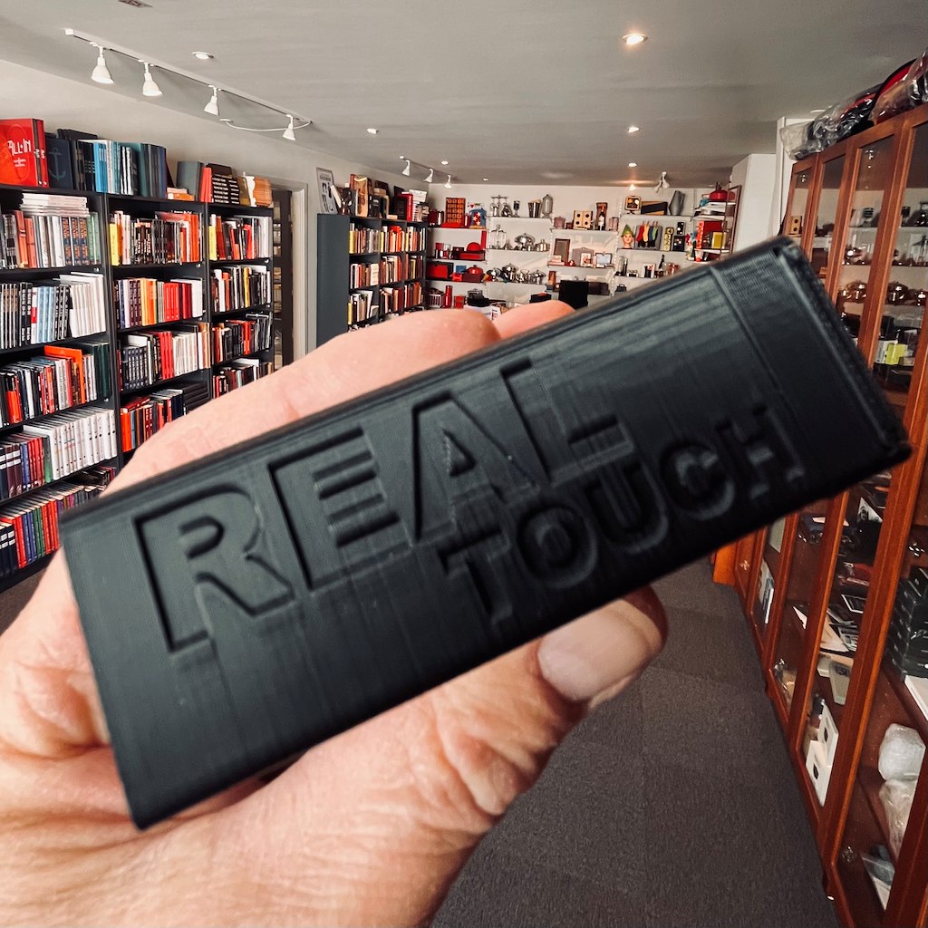 REAL TOUCH - Hernan Maccagno