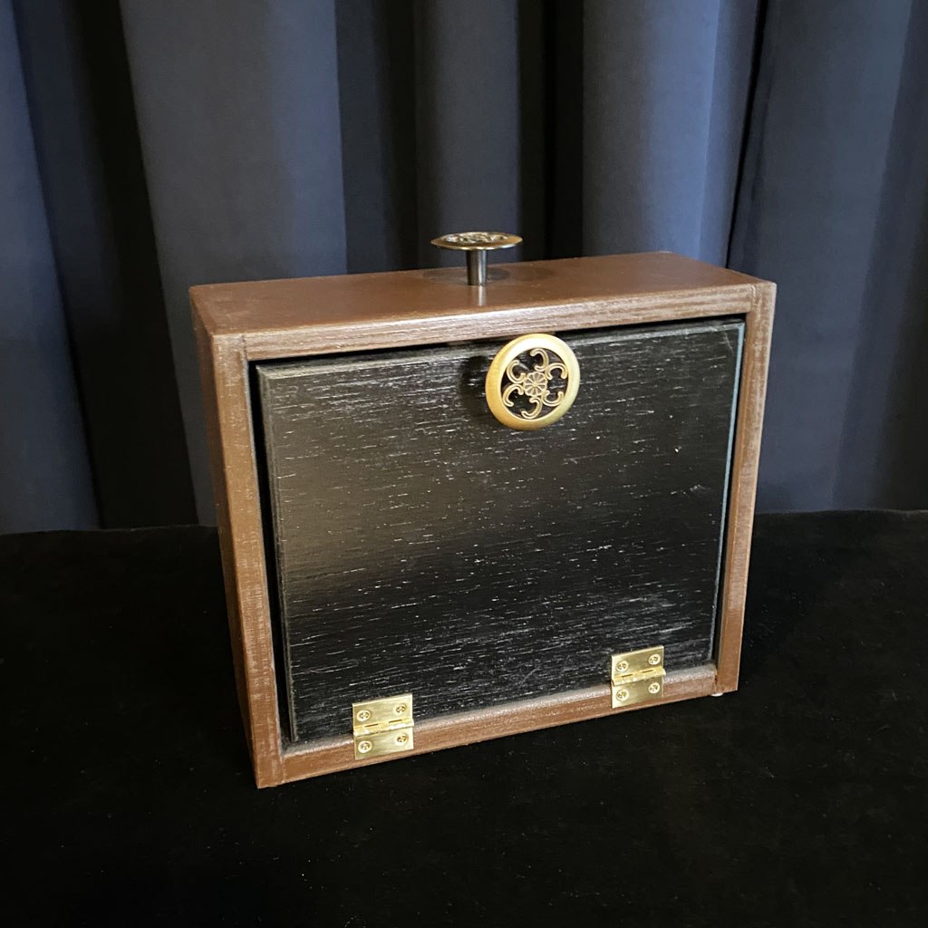 G & L GHOST CABINET
