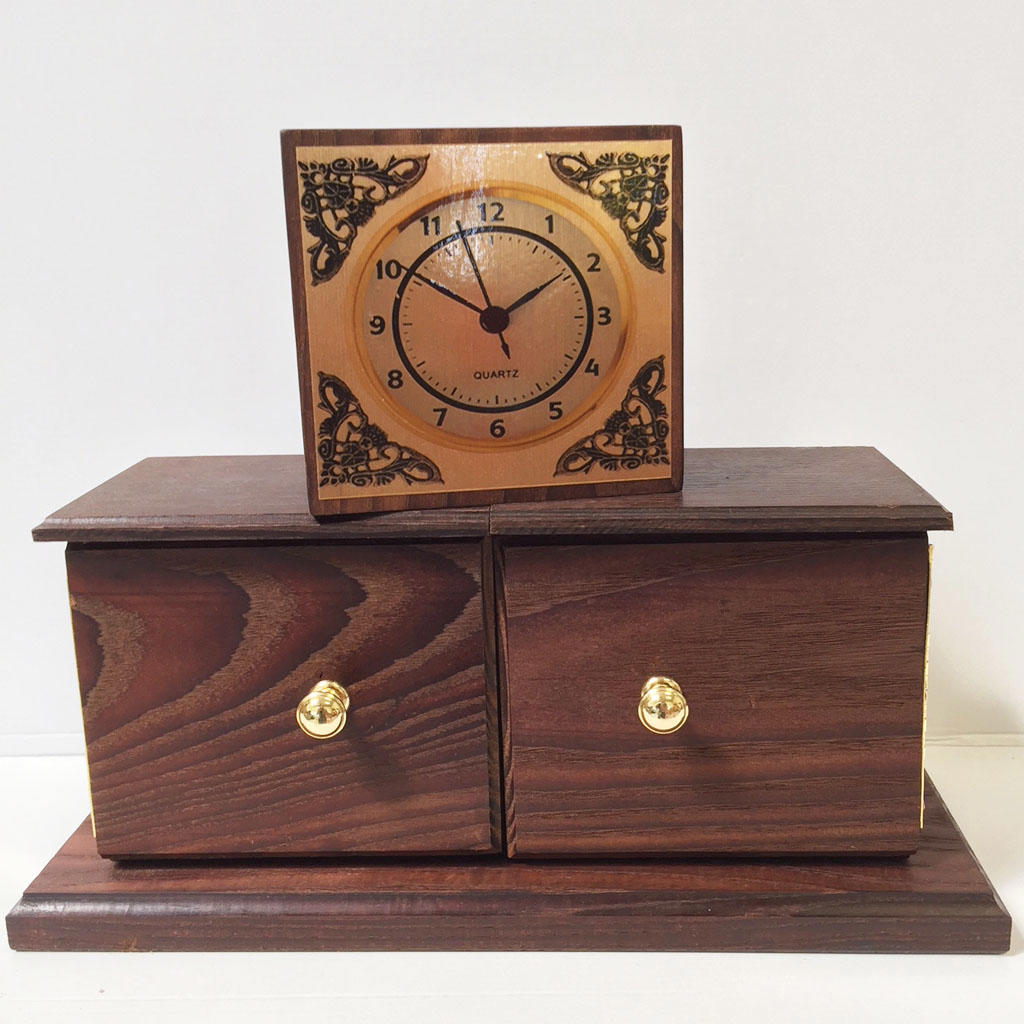 THE ANTIQUE CLOCK BOX