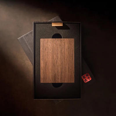 HOLY WOOD - Hanson Chien