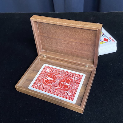 MIKAME CHANGING CARD CASE