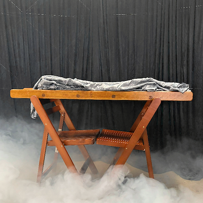 MODERN CHAIR SUSPENSION - Thomas Moore
