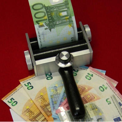 MAGIC MONEY ROLLER DELUXE