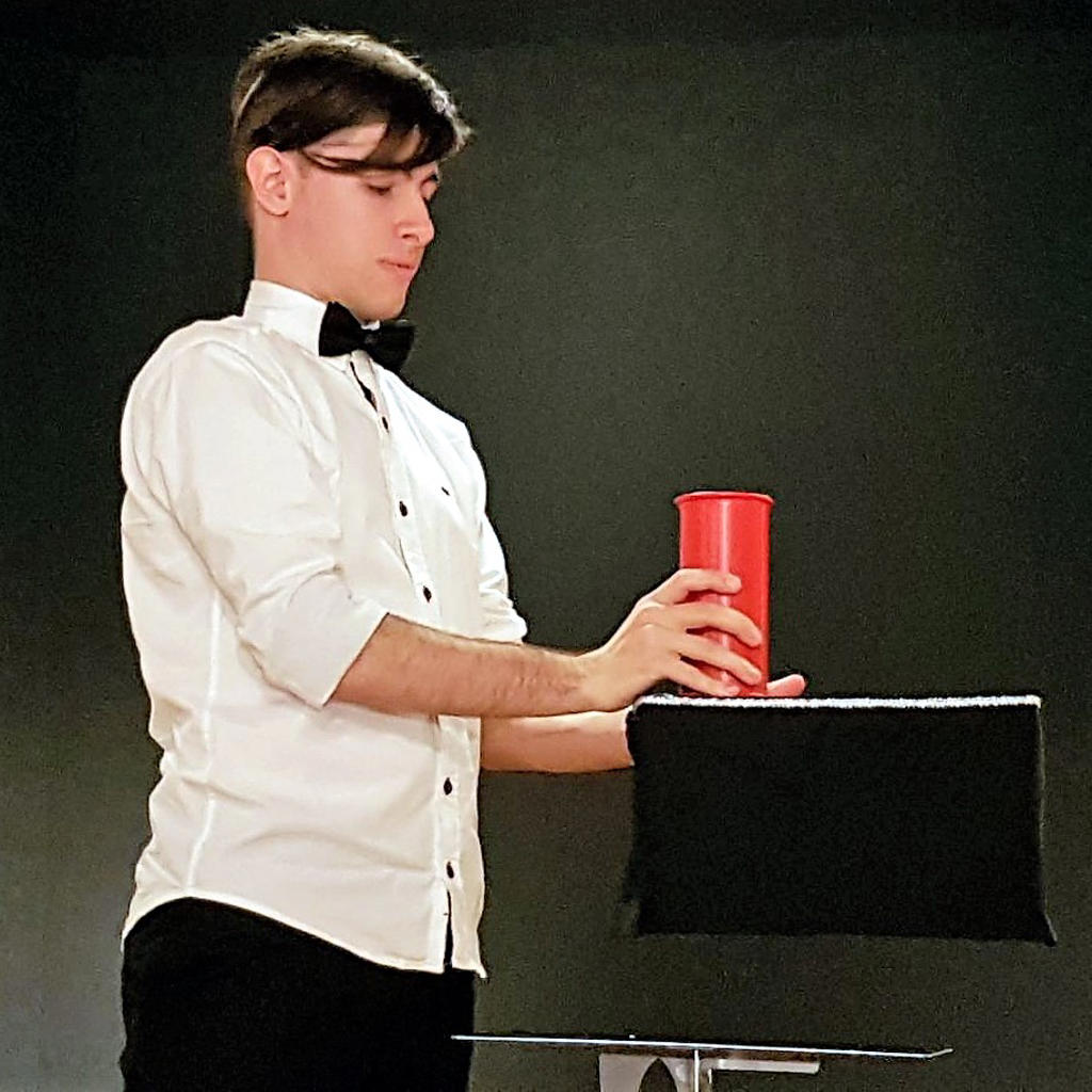 VANISHING GLASS OF MILK PRO