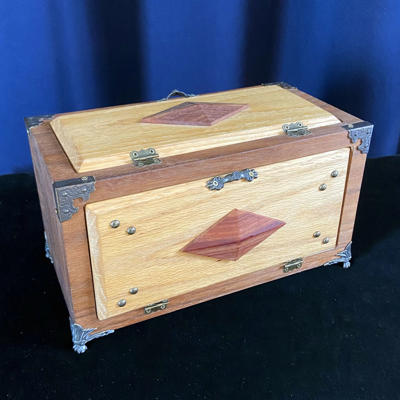 LUXURY PRODUCTION CHEST