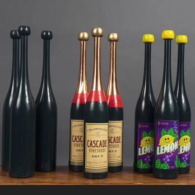 JUGGLING BOTTLE CLUBS - Niels Duinker