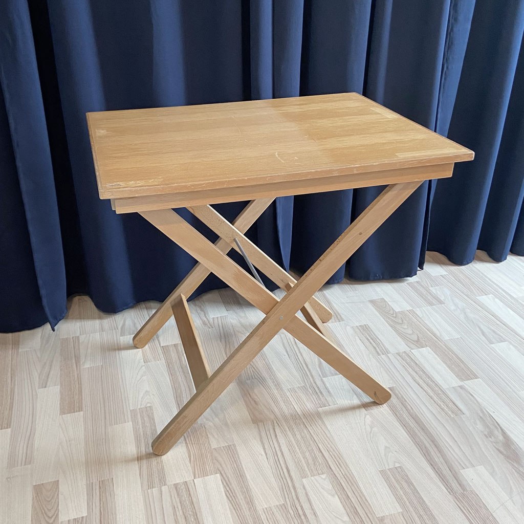 ELECTRONIC FOLDING TABLE