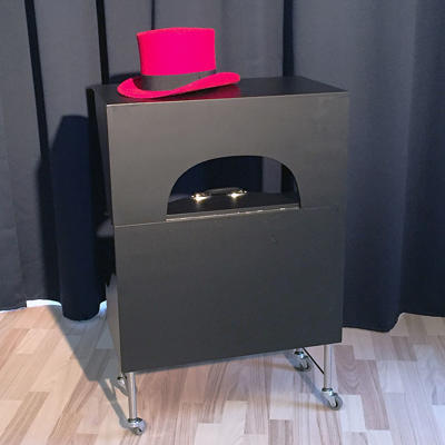 FINALE SUITCASE TABLE