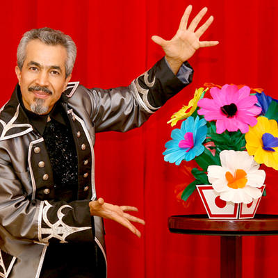 ELECTRONIC VANISHING BOUQUET AND VASE