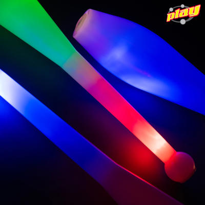PLAY MULTI-PROGRAM LED JUGGLING CLUBS