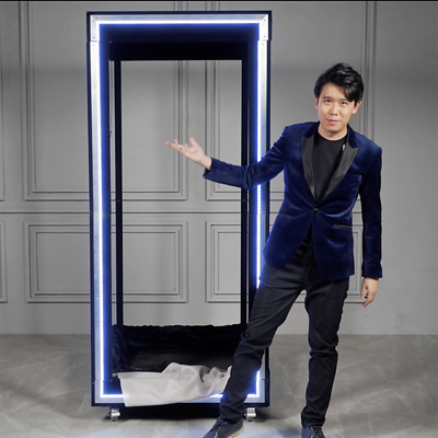 ARRIVAL ILLUSION - Bond Lee