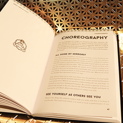 GRIPS, LINES & LOOKS - Marc Oberon