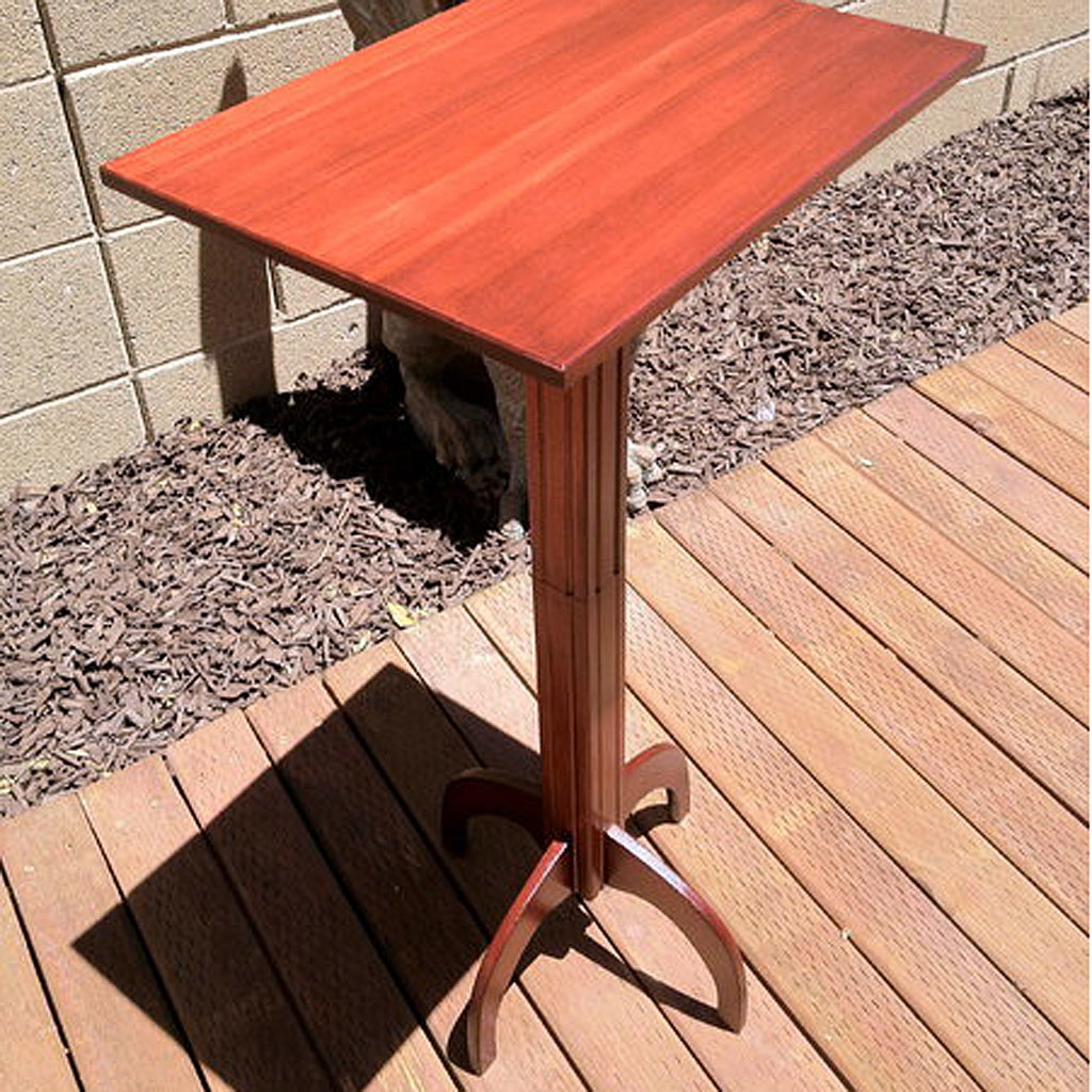 FLOATING TABLE - Dirk Losander