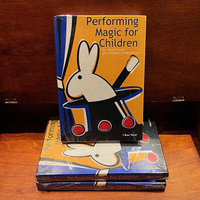 PERFORMING MAGIC FOR CHILDREN - Schenk & Sondermeyer