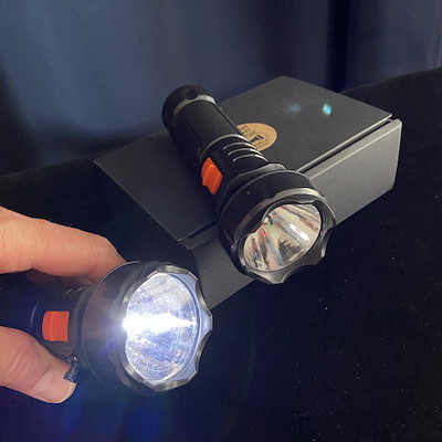 FLASH LIGHT MAGIC