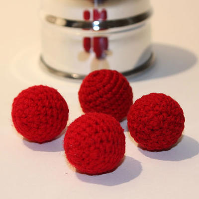 CUPS AND BALLS BALLS - 4 pcs. 25 mm.