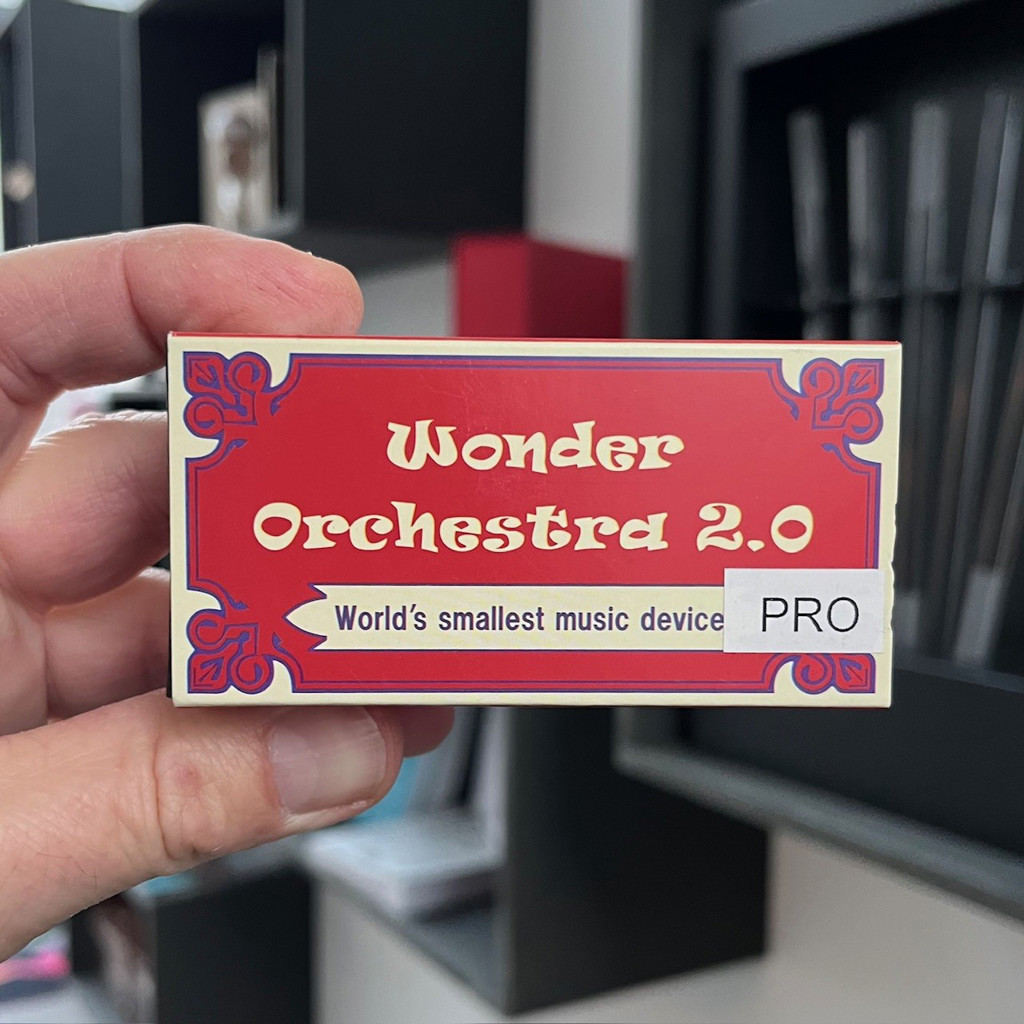 KUNSTEN AT SPILLE PÅ GLAS