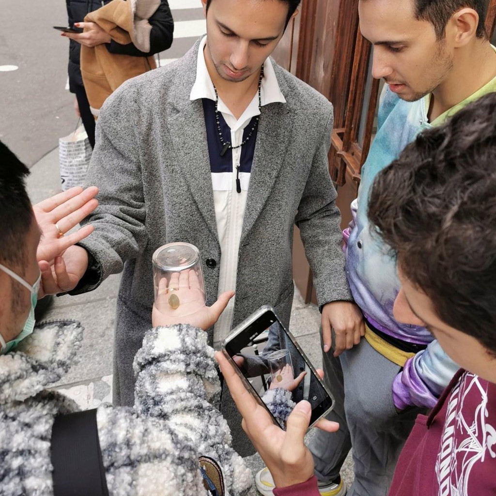 DISTANCIA EURO - Les French Twins