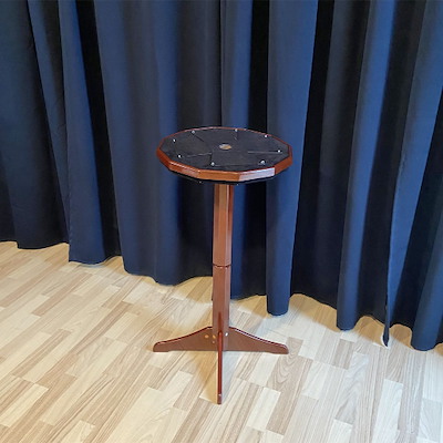 ELECTRONIC VANISHING BOUQUET AND VASE